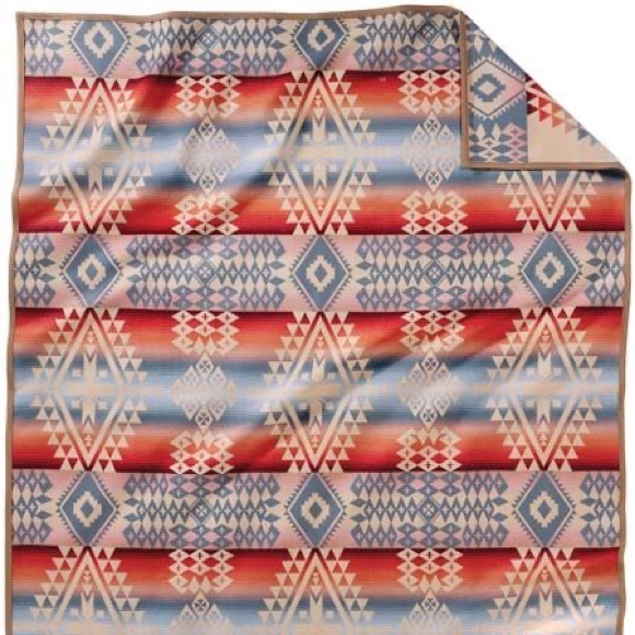 ISO Canyonlands Robe Blanket (Pendleton)